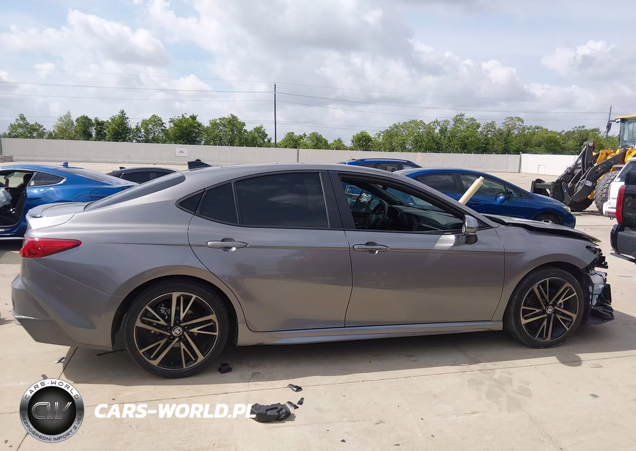 2025 Toyota Camry Xse VIN:4T1DAACK3SU534263 - 13