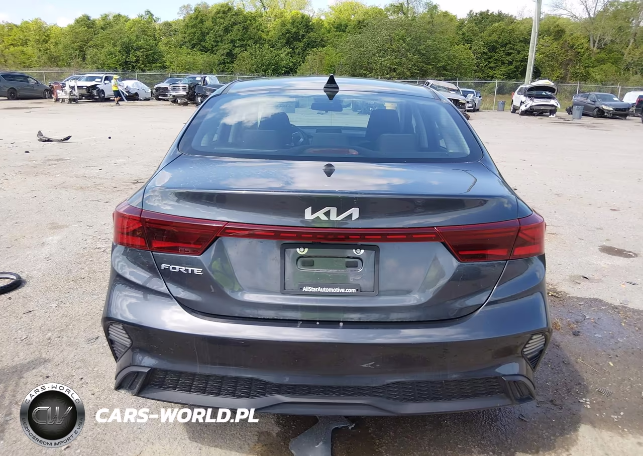 2023 Kia Forte Lxs VIN:3KPF24AD4PE653428 - 16