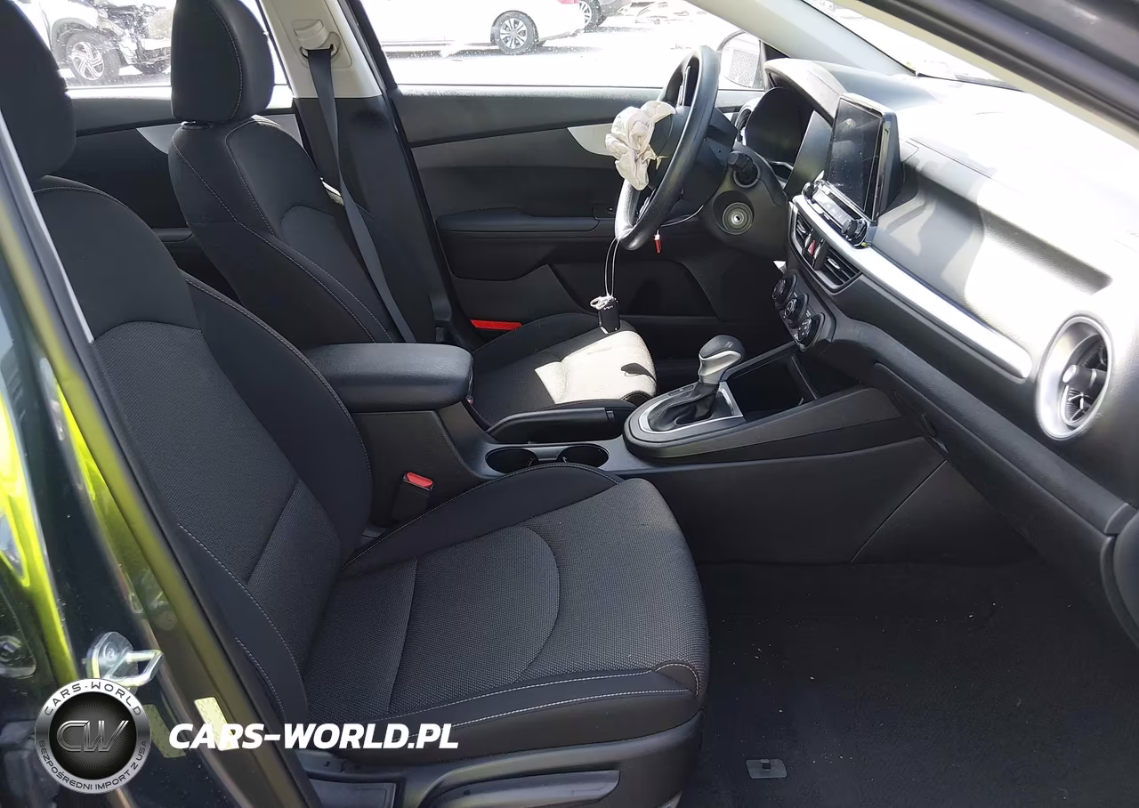 2023 Kia Forte Lxs VIN:3KPF24AD4PE653428 - 5
