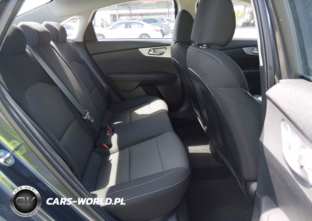 2023 Kia Forte Lxs VIN:3KPF24AD4PE653428 - 8