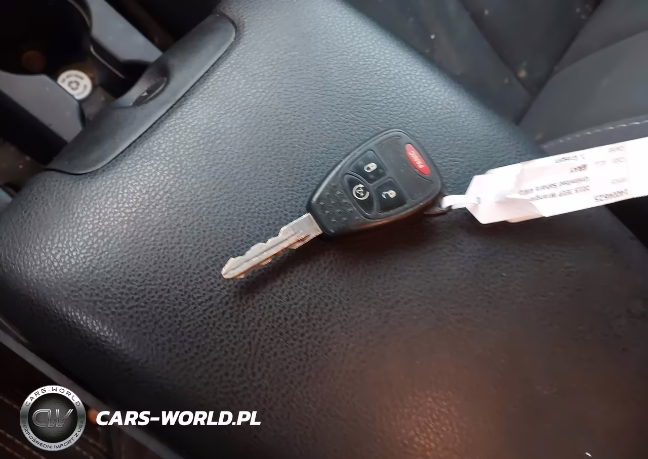 2015 Jeep Wrangler Unlimited Sahara VIN:1C4BJWEG9FL600960 - 11