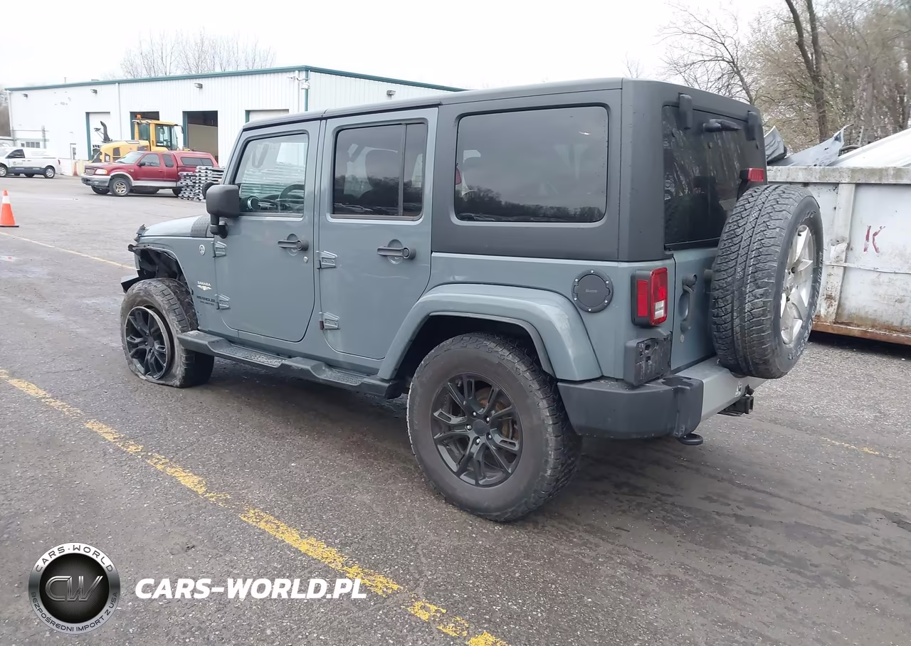 2015 Jeep Wrangler Unlimited Sahara VIN:1C4BJWEG9FL600960 - 3