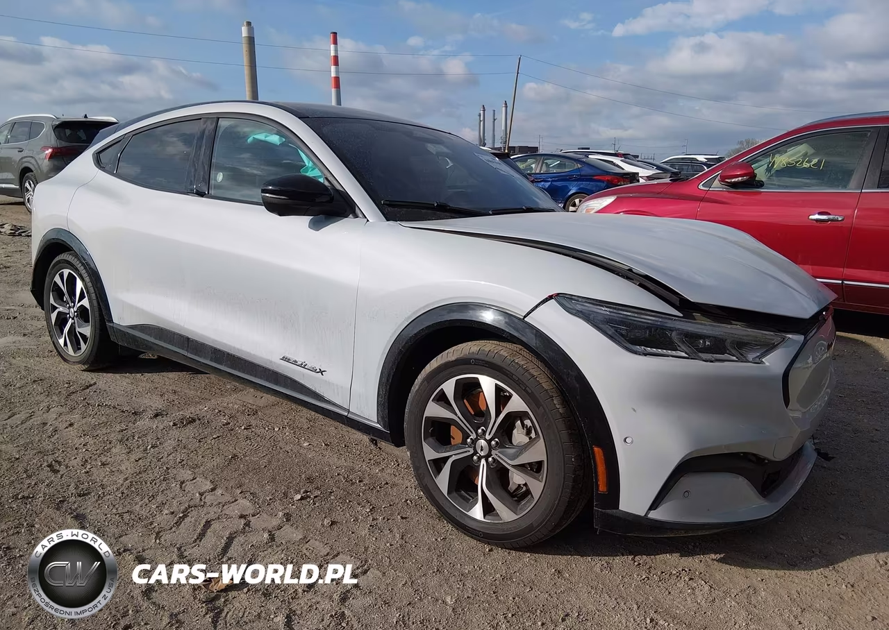 2023 Ford Mustang Mach-E Premium – zdjęcie 1 z 18