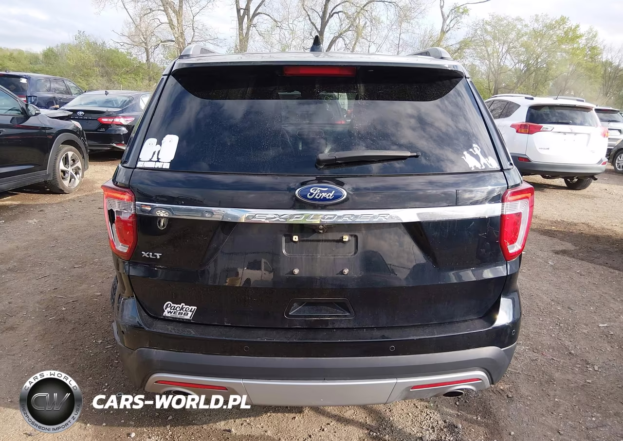 2017 Ford Explorer Xlt VIN:1FM5K7D84HGD50500 - 16