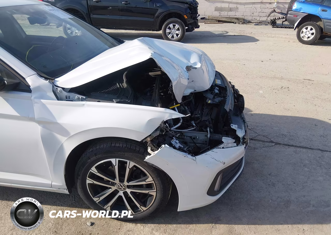 2024 Volkswagen Jetta 1.5T Sport VIN:3VWAM7BU0RM093899 - 6