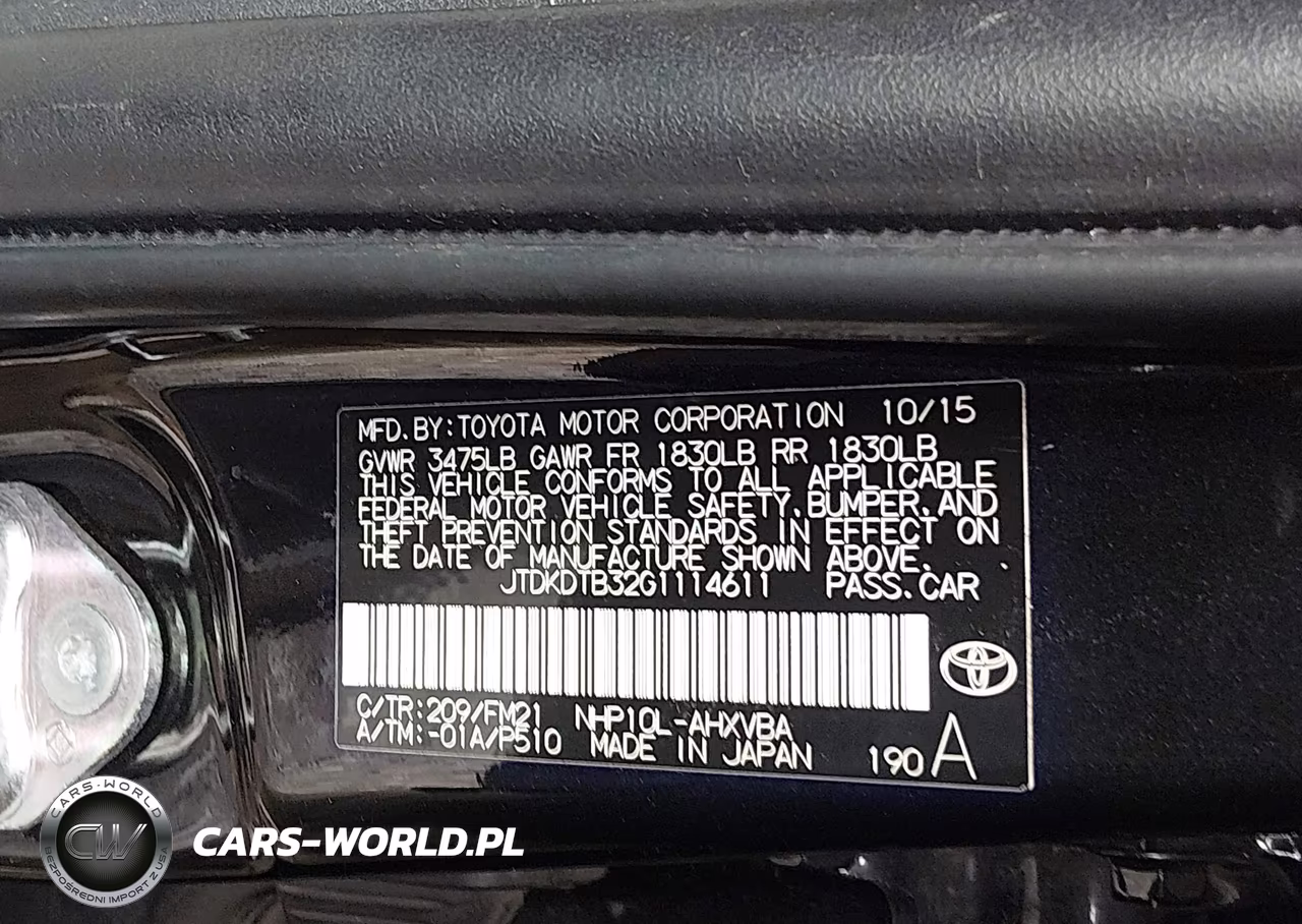 2016 Toyota Prius C Persona Series VIN:JTDKDTB32G1114611 - 9