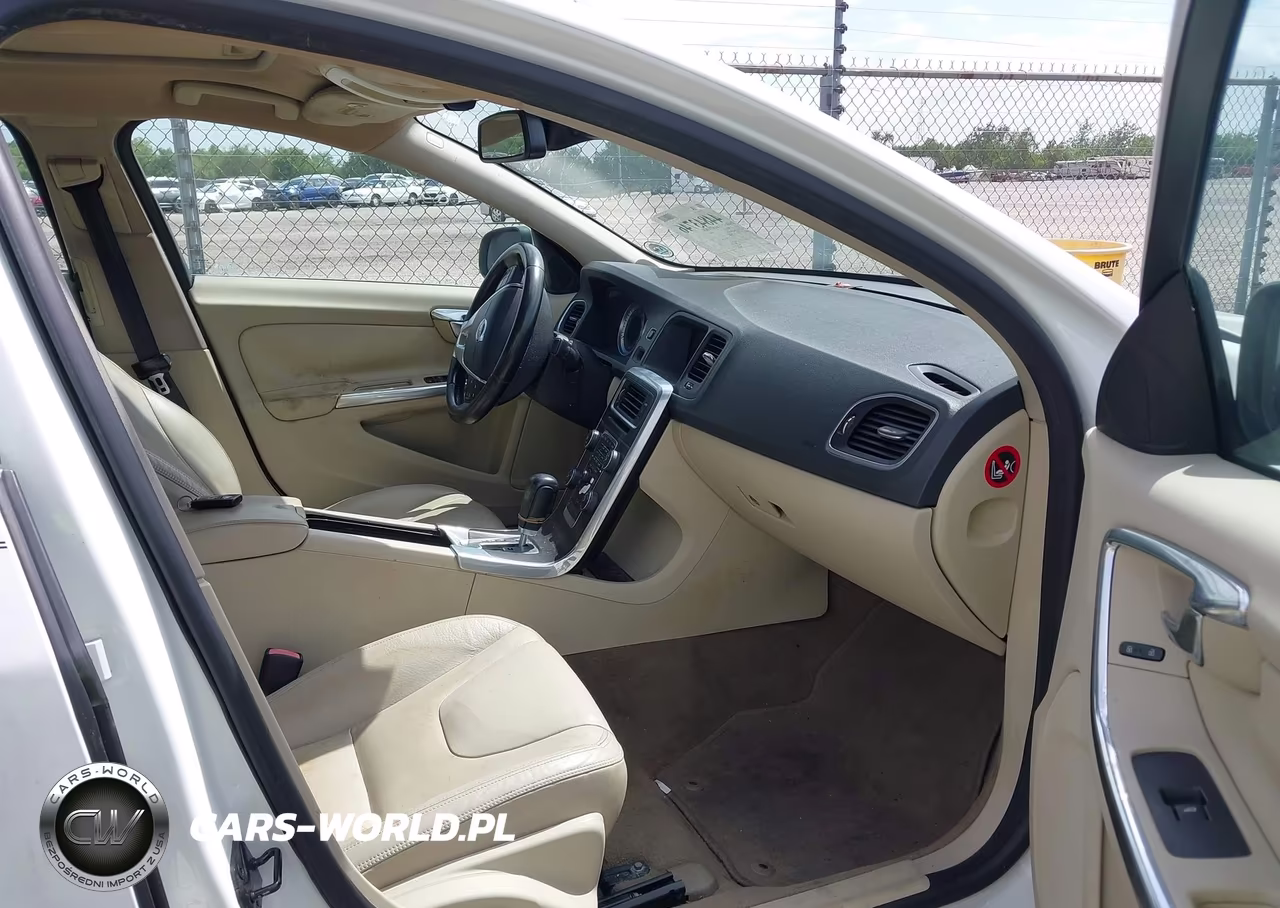 2012 Volvo S60 T5 VIN:YV1622FS6C2036870 - 5