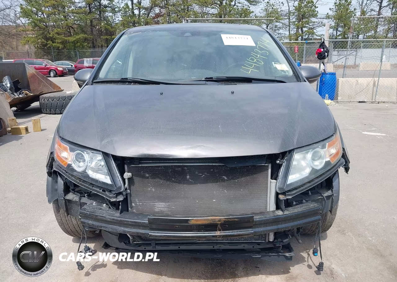 2014 Honda Odyssey Touring-Touring Elite VIN:5FNRL5H93EB010724 - 13