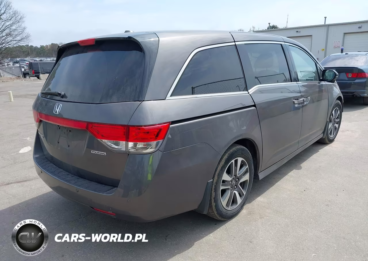 2014 Honda Odyssey Touring-Touring Elite VIN:5FNRL5H93EB010724 - 4