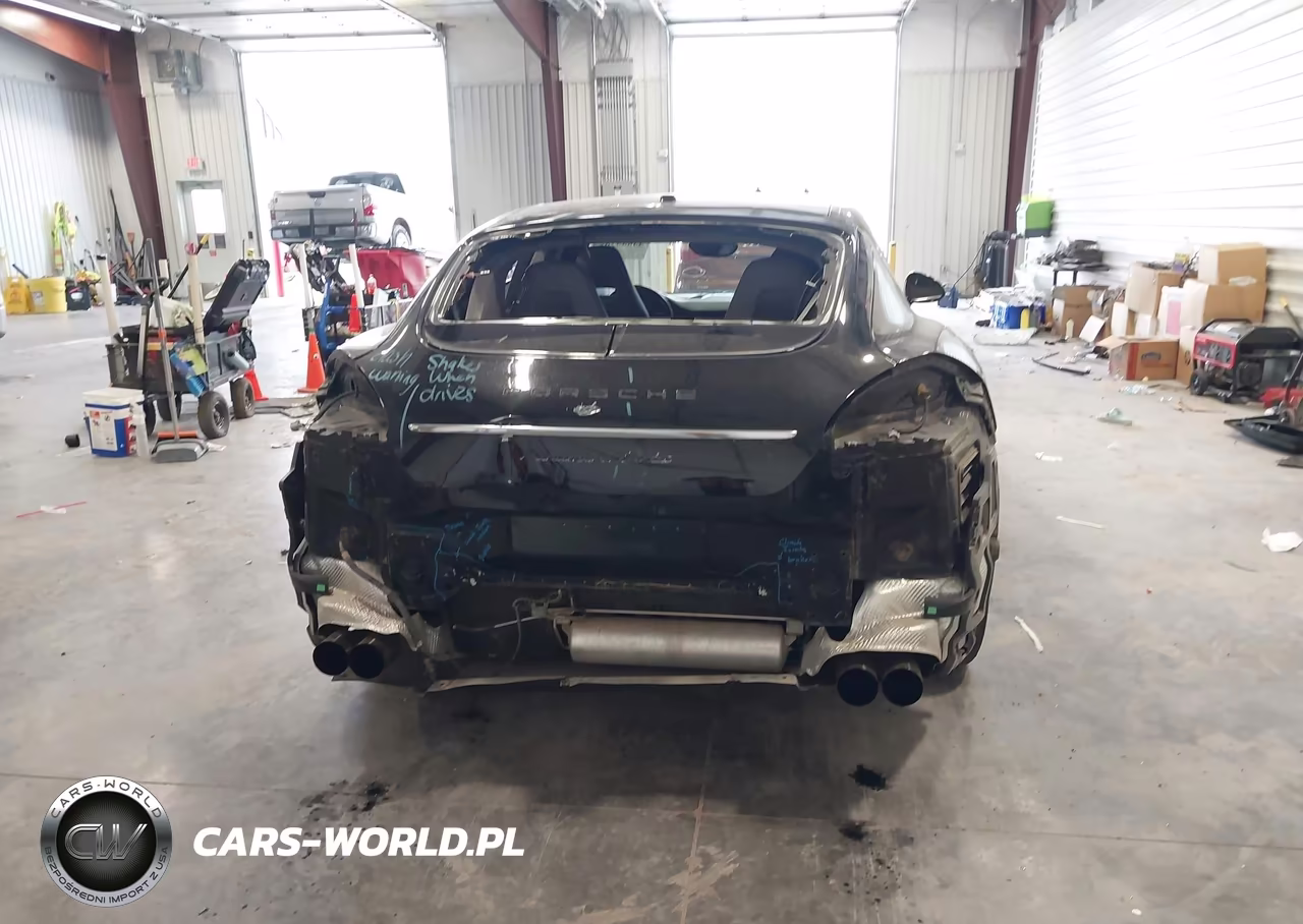 2011 Porsche Panamera Turbo VIN:WP0AC2A76BL090078 - 17