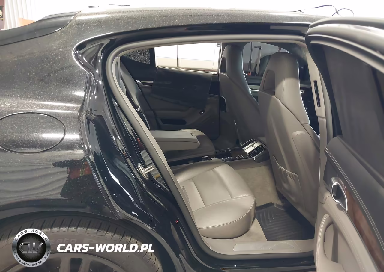 2011 Porsche Panamera Turbo VIN:WP0AC2A76BL090078 - 8