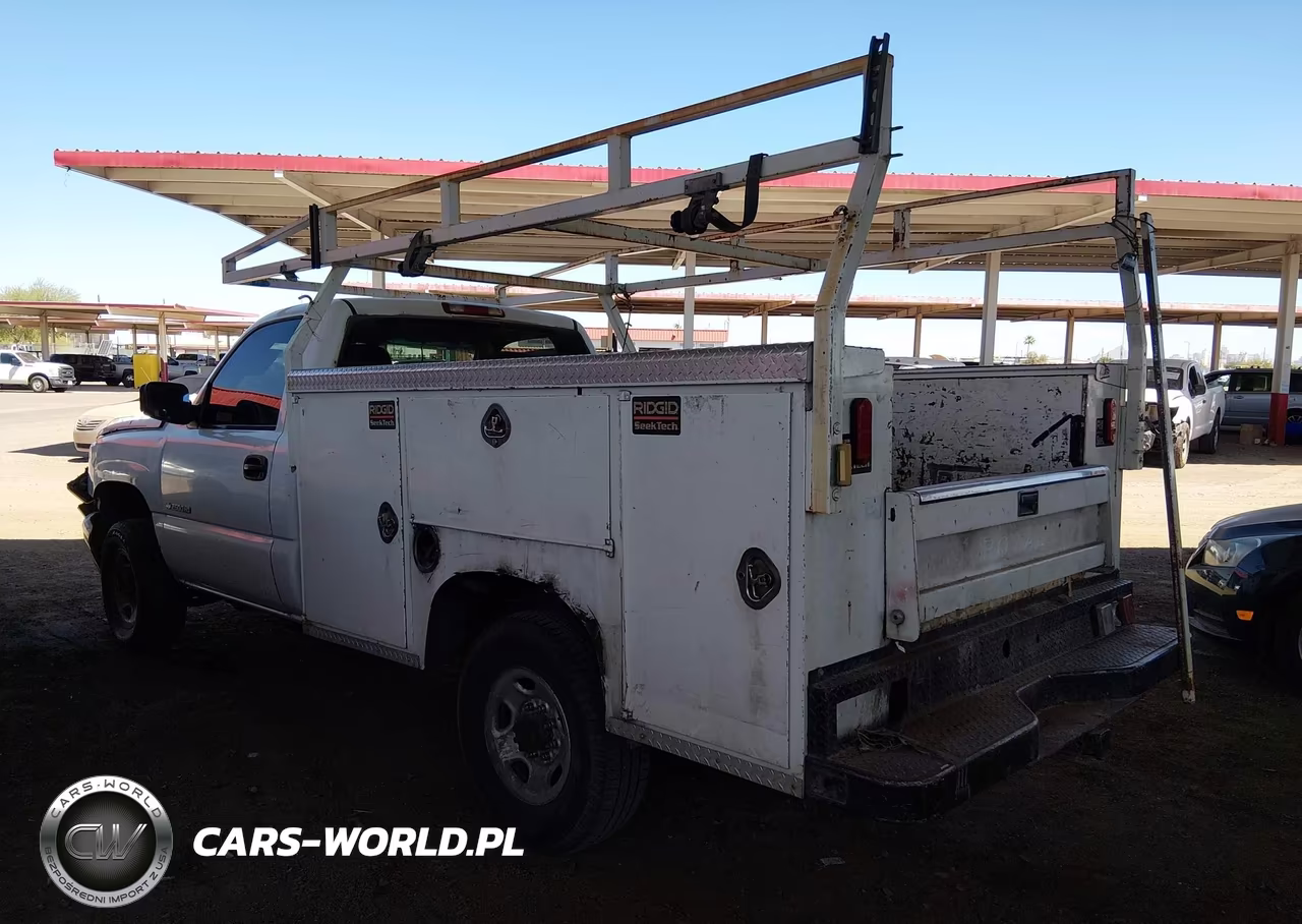 2006 Chevrolet Silverado 2500Hd Work Truck VIN:1GBHC24U76E207584 - 3