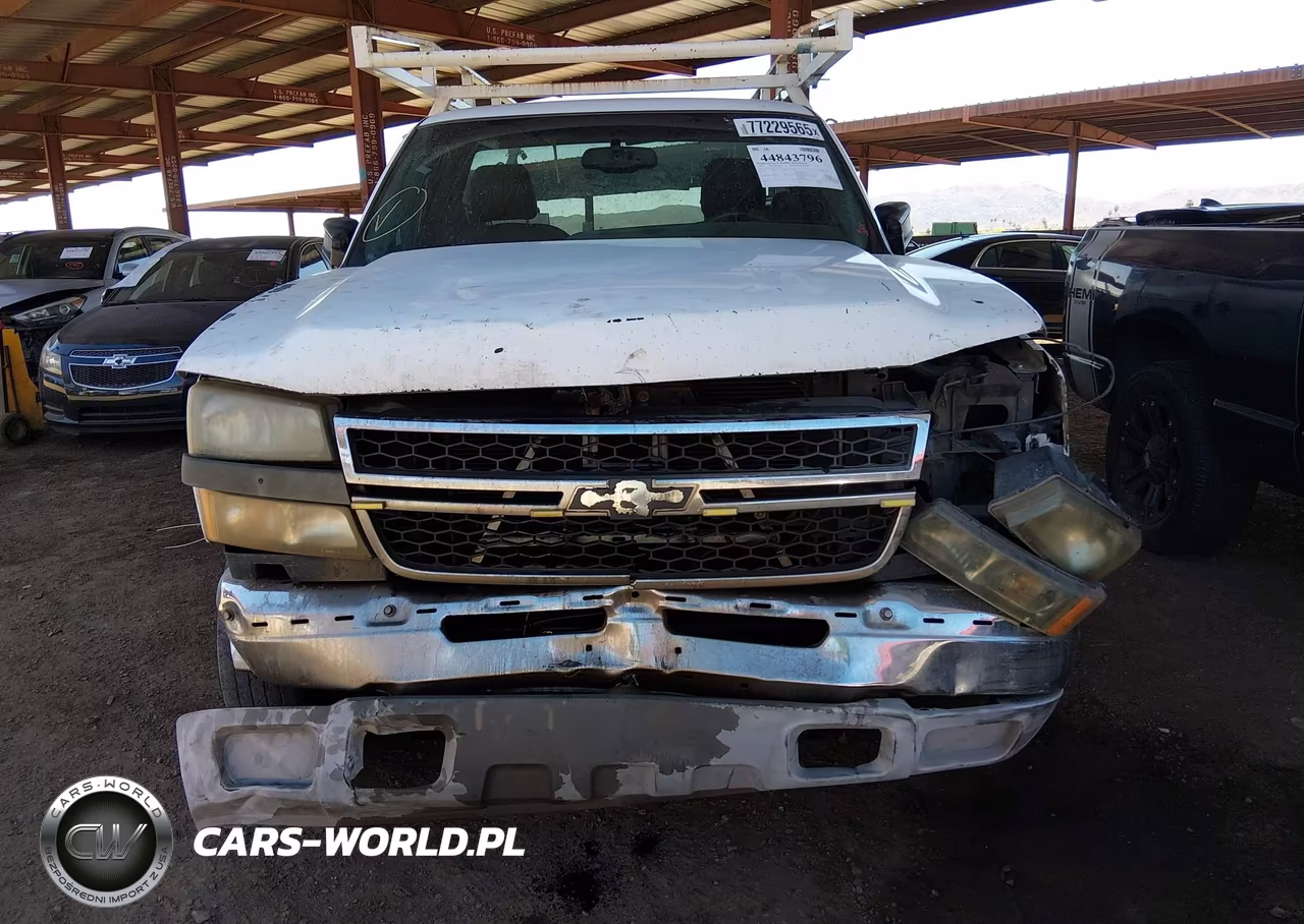 2006 Chevrolet Silverado 2500Hd Work Truck VIN:1GBHC24U76E207584 - 6