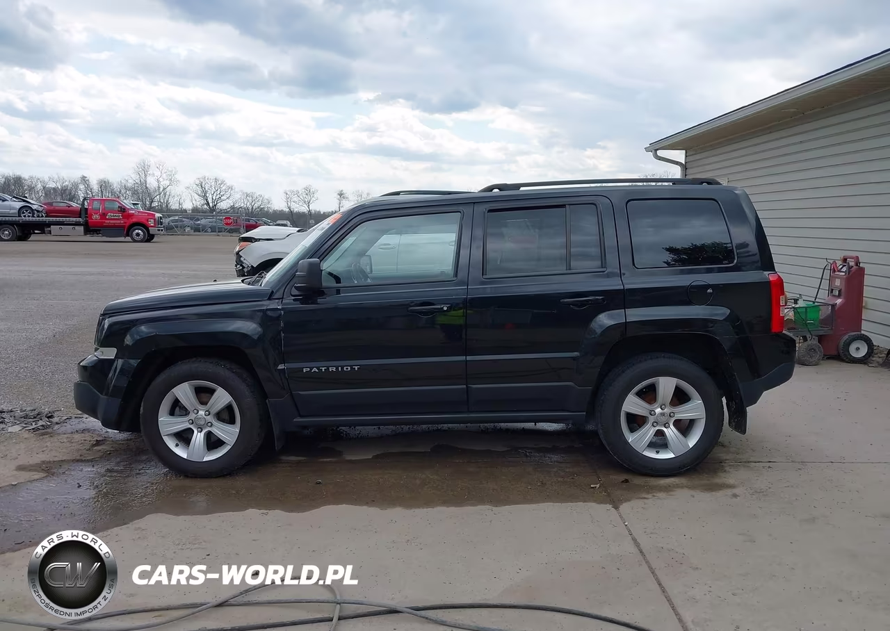 2015 Jeep Patriot Sport VIN:1C4NJPBB7FD328706 - 14