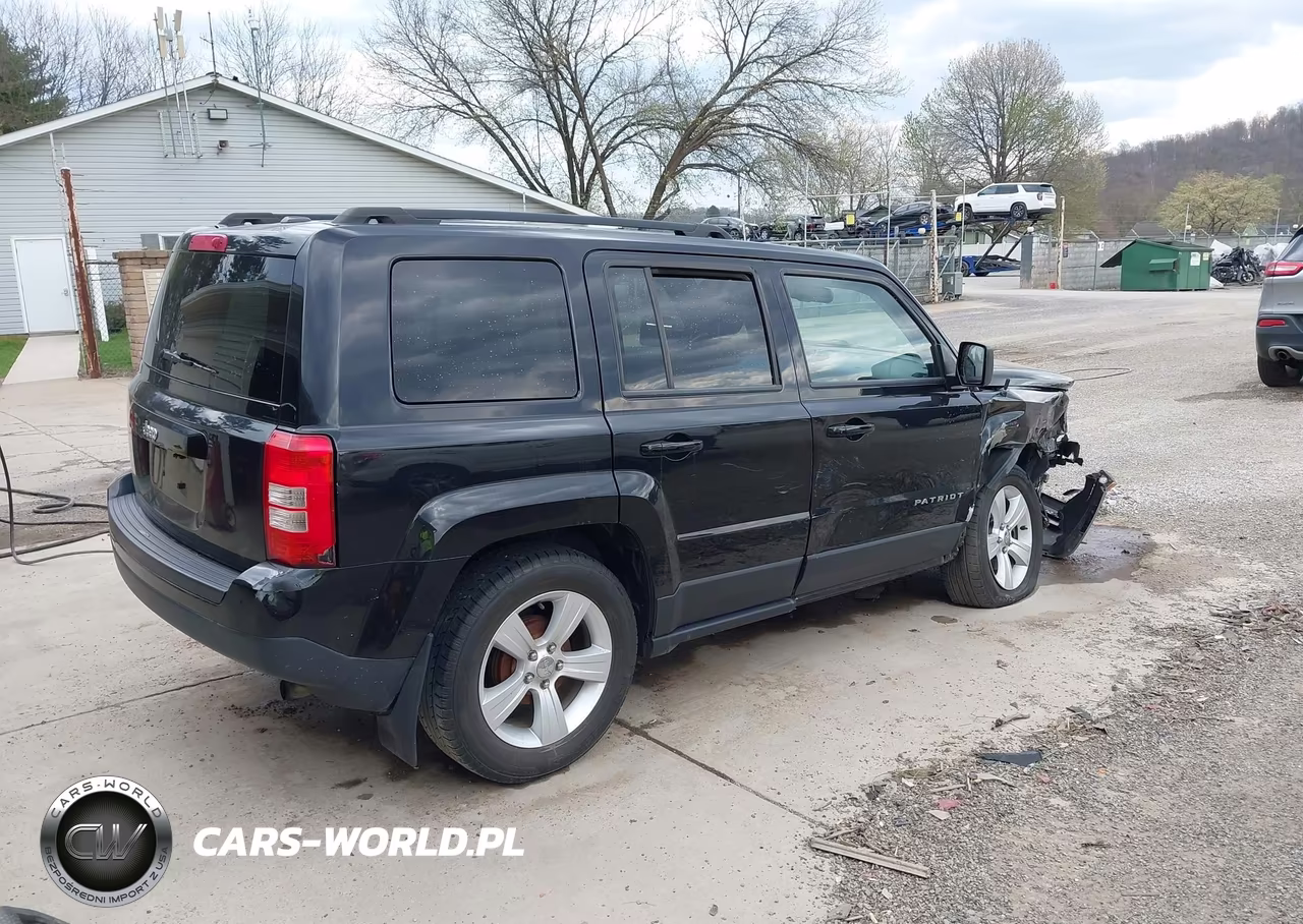 2015 Jeep Patriot Sport VIN:1C4NJPBB7FD328706 - 4