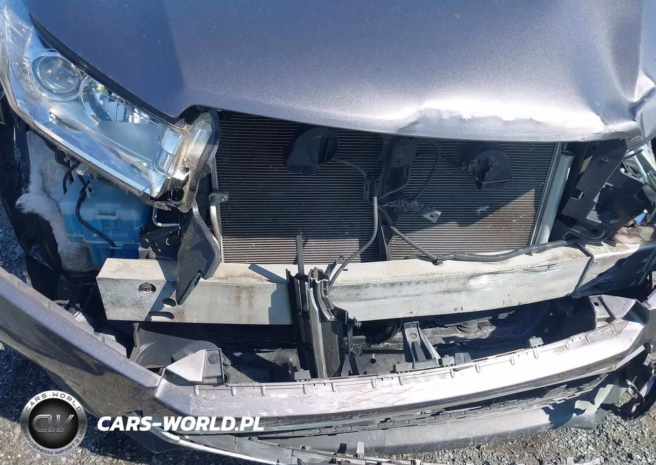 2019 Toyota Highlander Xle VIN:5TDJZRFH6KS579961 - 6