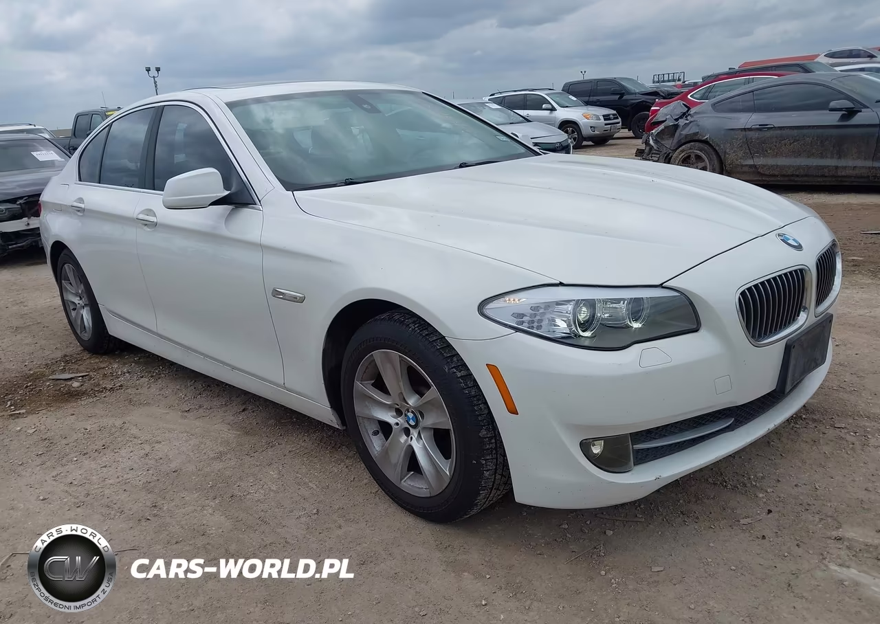 2011 BMW 528I
