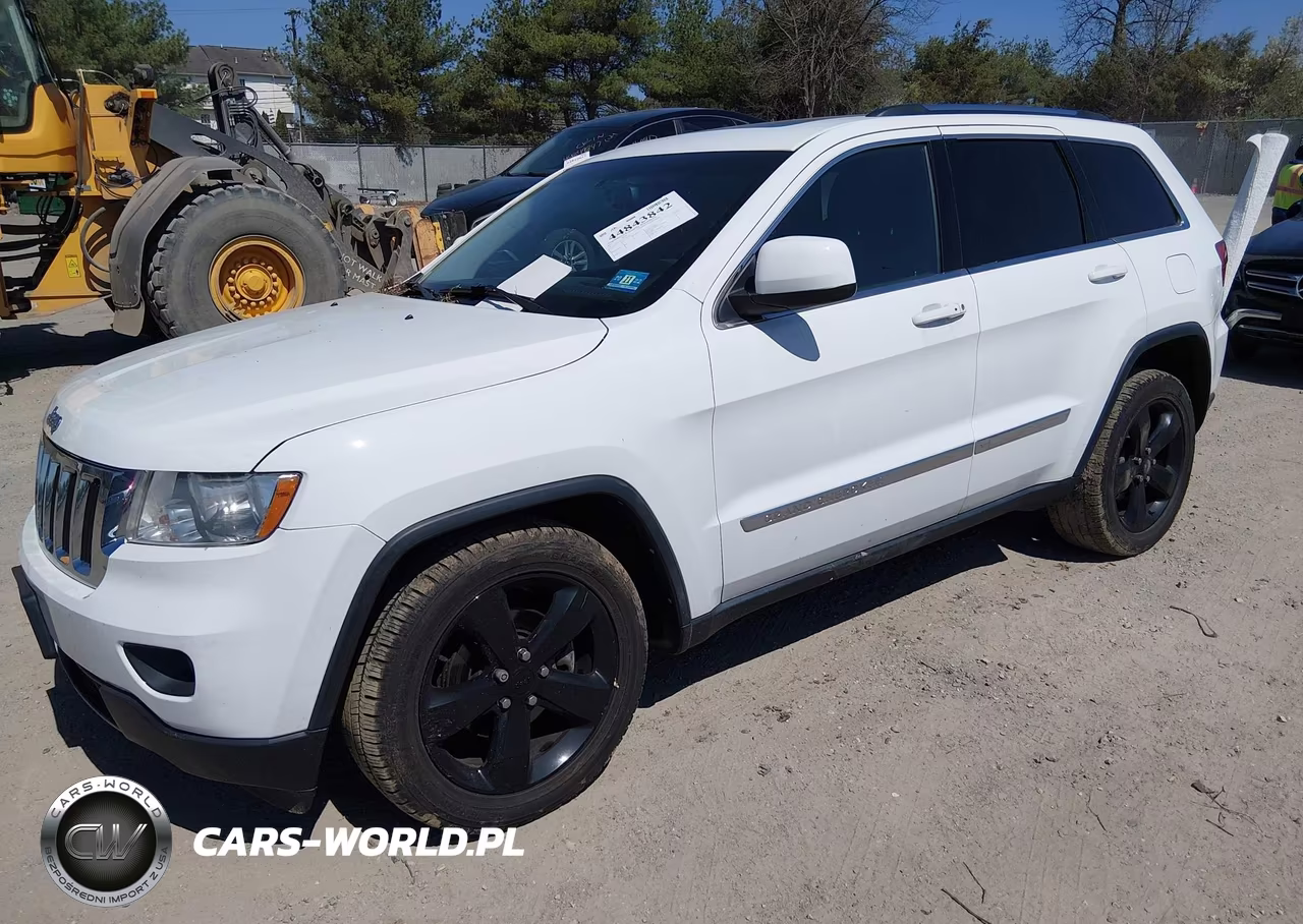 2013 Jeep Grand Cherokee Laredo VIN:1C4RJFAG0DC592118 - 2