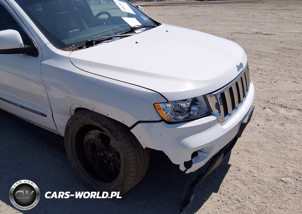 2013 Jeep Grand Cherokee Laredo VIN:1C4RJFAG0DC592118 - 6