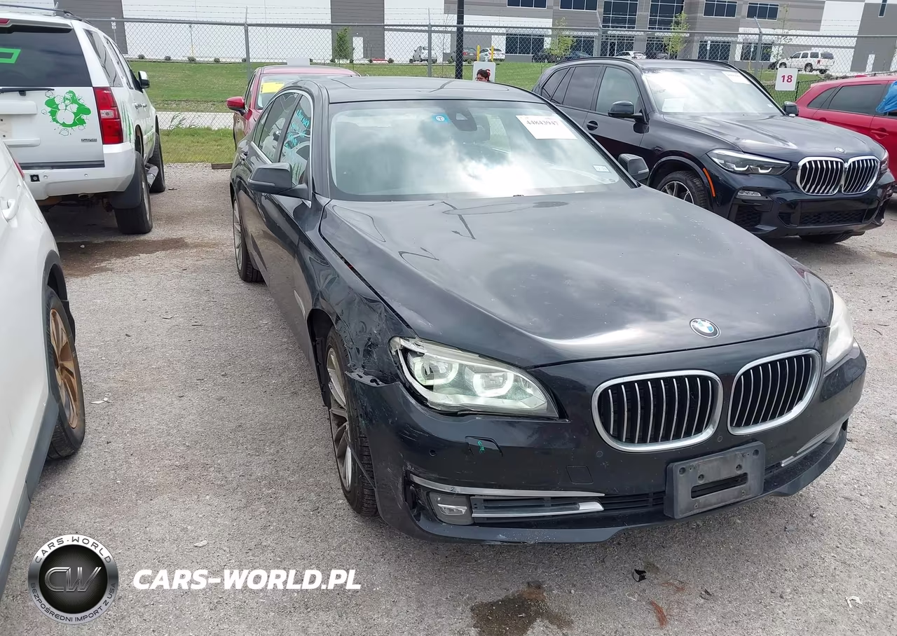 2013 BMW 750Li xDrive