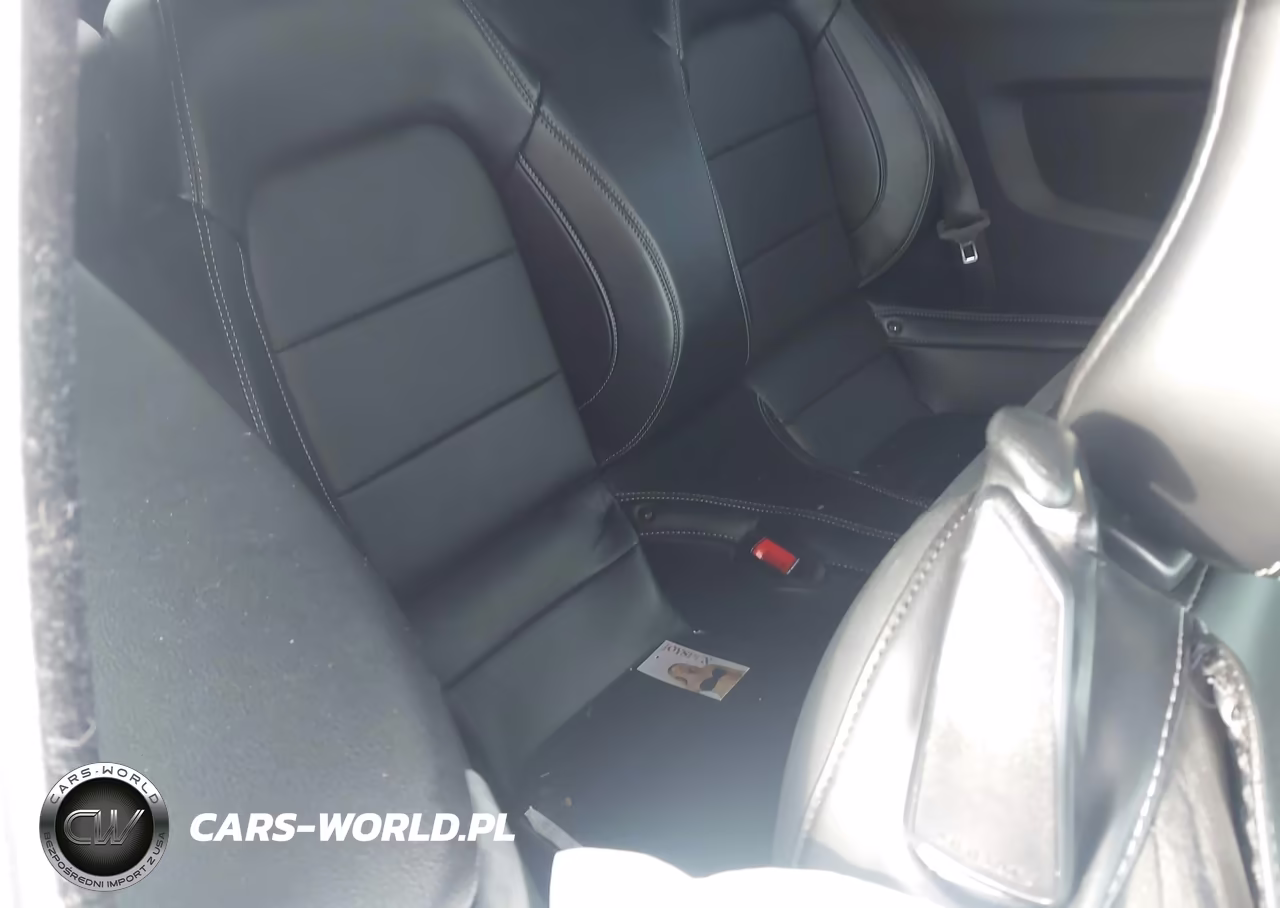 2019 Ford Mustang Ecoboost Premium VIN:1FATP8UH6K5195802 - 8