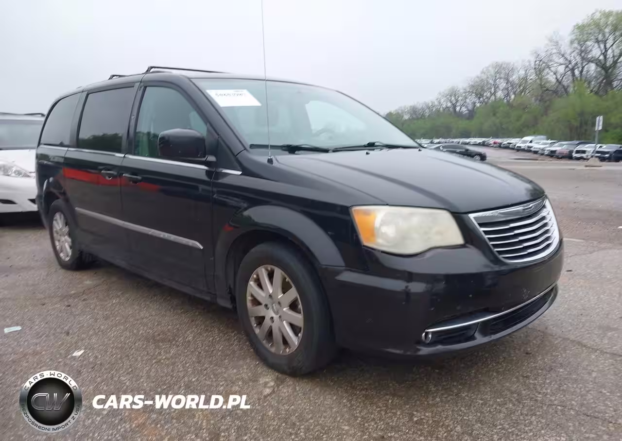 2014 Chrysler Town & Country Touring