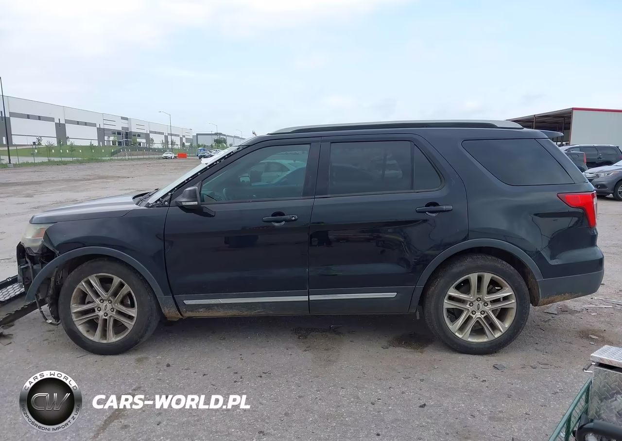 2016 Ford Explorer Xlt VIN:1FM5K7D88GGC33338 - 14
