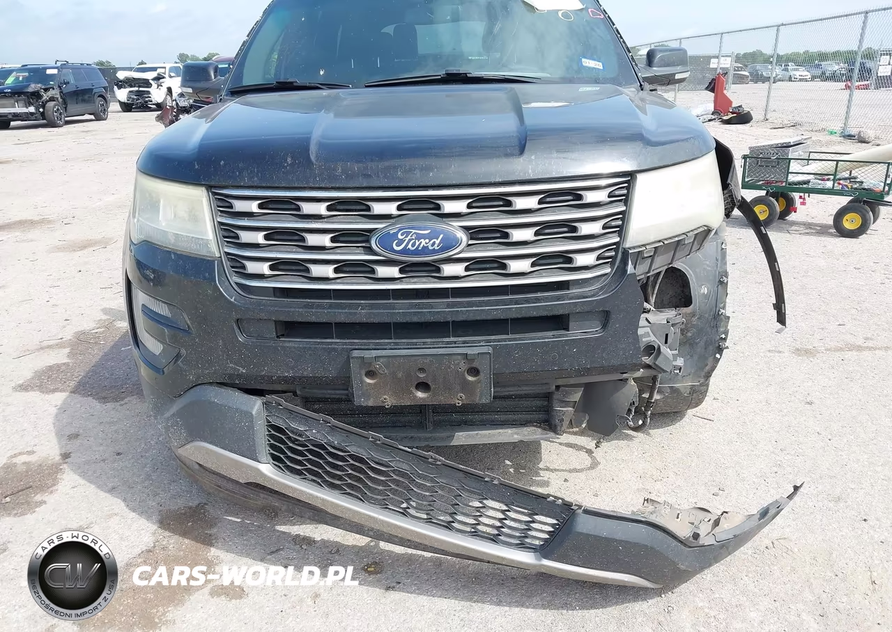 2016 Ford Explorer Xlt VIN:1FM5K7D88GGC33338 - 6
