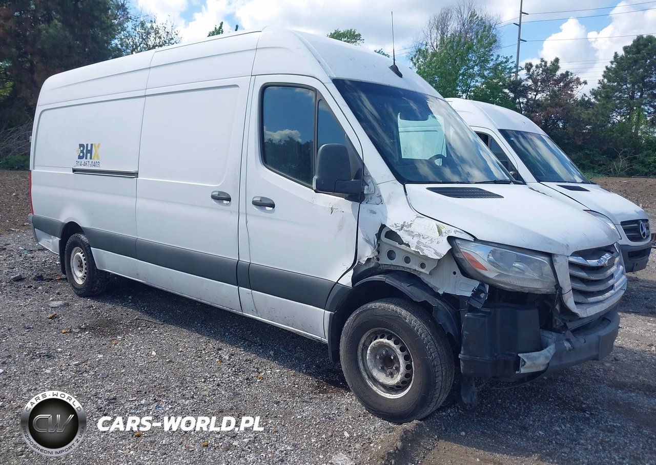 2019 Freightliner Sprinter 2500 High Roof V6