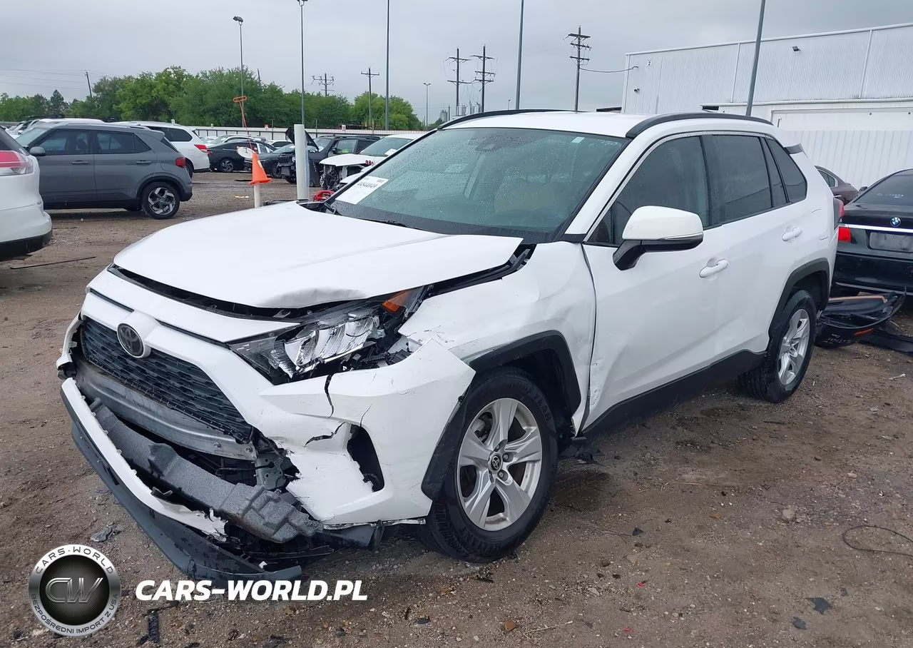 2021 Toyota Rav4 Xle VIN:2T3W1RFV4MC131580 - 2