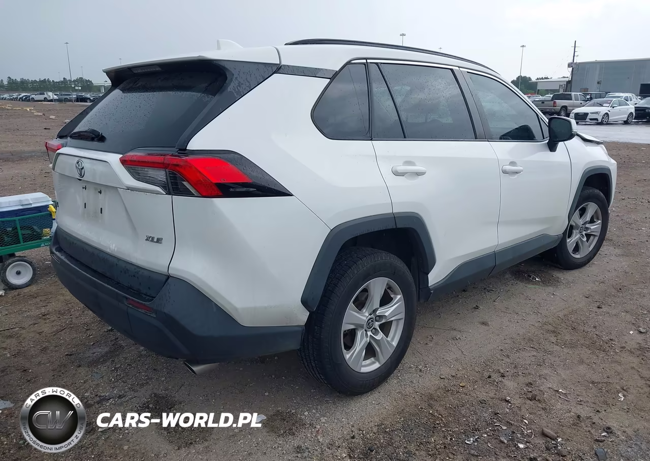 2021 Toyota Rav4 Xle VIN:2T3W1RFV4MC131580 - 4