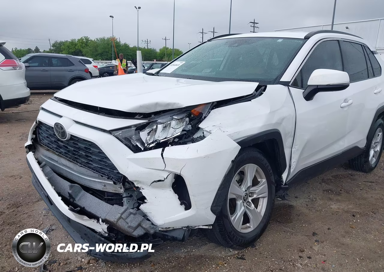 2021 Toyota Rav4 Xle VIN:2T3W1RFV4MC131580 - 6