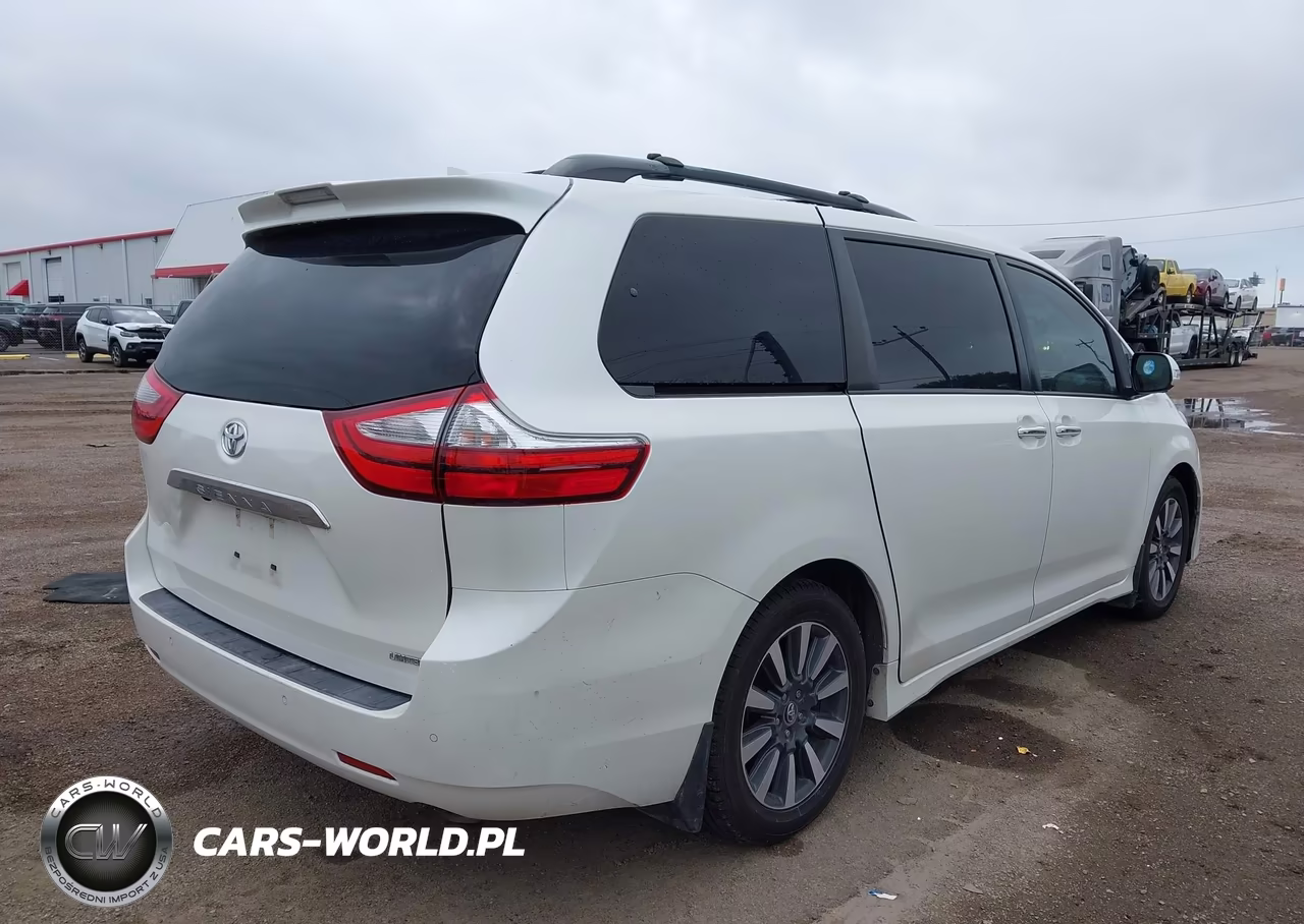 2018 Toyota Sienna Limited Premium 7 Passenger VIN:5TDYZ3DC1JS953247 - 4