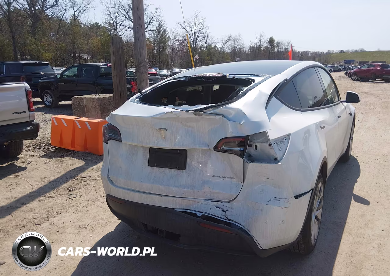 2023 Tesla Model Y Awd-Long Range Dual Motor All-Wheel Drive VIN:7SAYGDEE5PA079087 - 6