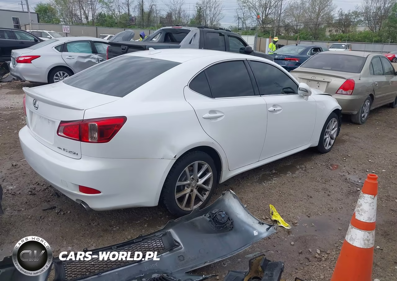 2012 Lexus Is 250 VIN:JTHCF5C28C5058613 - 4