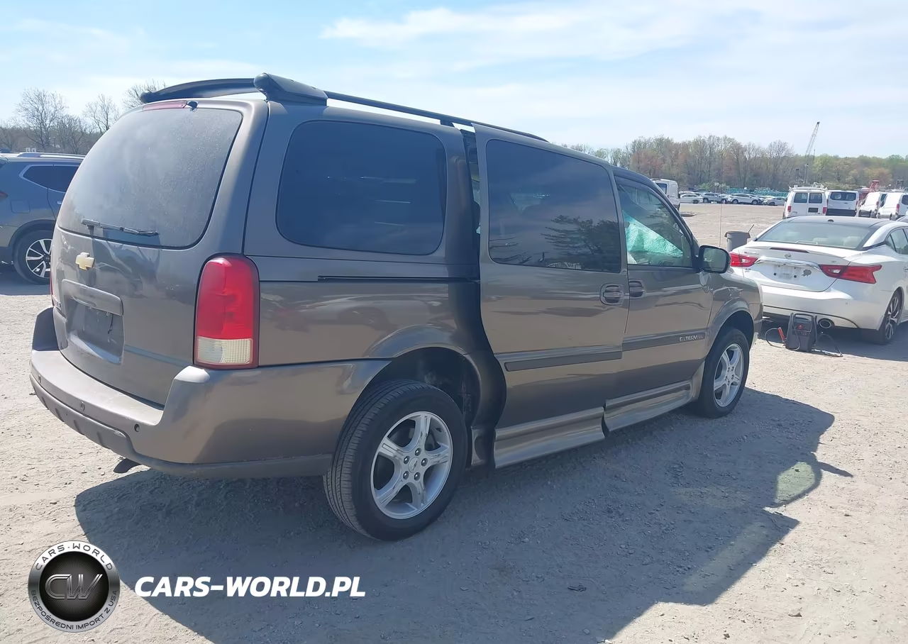 2005 Chevrolet Uplander Ls VIN:1GBDV13L65D255870 - 4