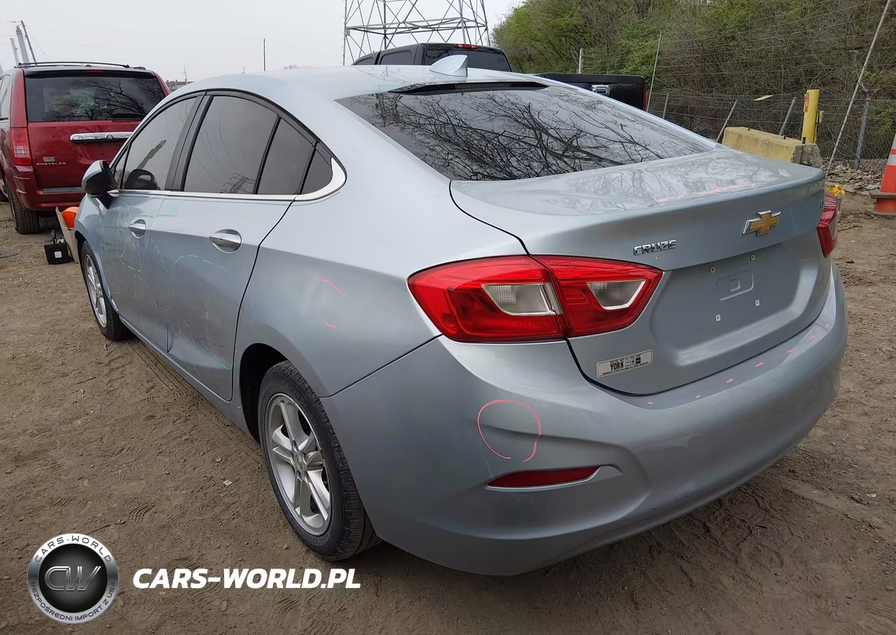 2017 Chevrolet Cruze Lt Auto VIN:1G1BE5SM7H7201901 - 3