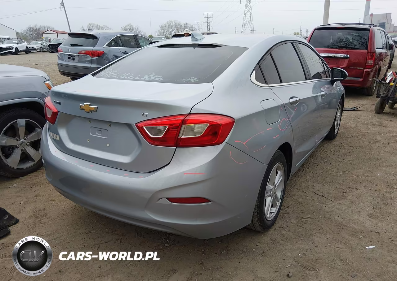 2017 Chevrolet Cruze Lt Auto VIN:1G1BE5SM7H7201901 - 4