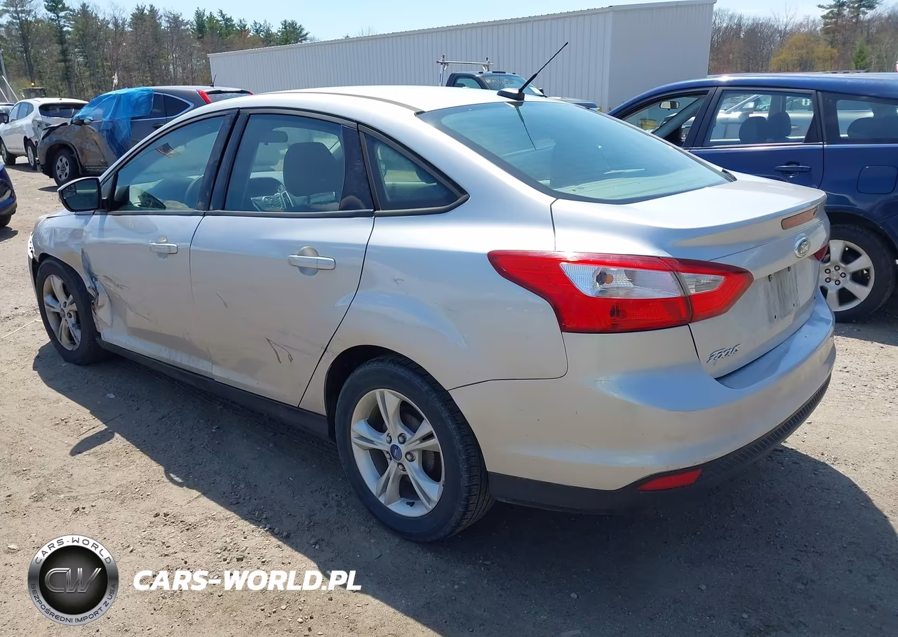 2013 Ford Focus Se VIN:1FADP3F26DL198035 - 3