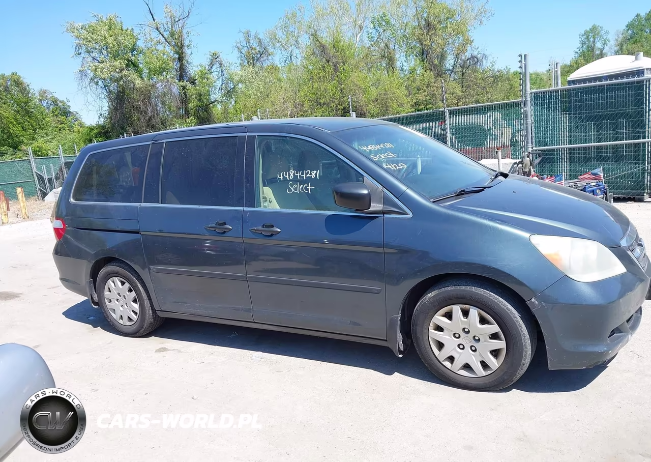 2006 Honda Odyssey Lx VIN:5FNRL38276B042441 - 13