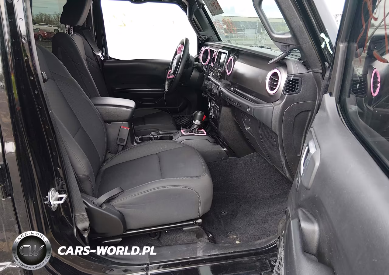 2019 Jeep Wrangler Unlimited Sport S 4X4 VIN:1C4HJXDG9KW631748 - 5