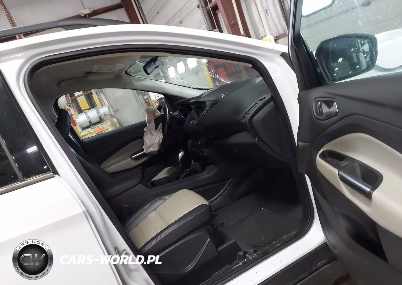 2019 Ford Escape Sel VIN:1FMCU9HD2KUA40732 - 5