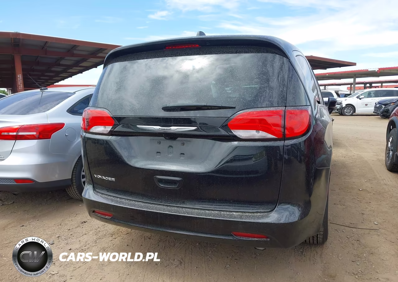 2022 Chrysler Voyager Lx VIN:2C4RC1CG9NR158122 - 17