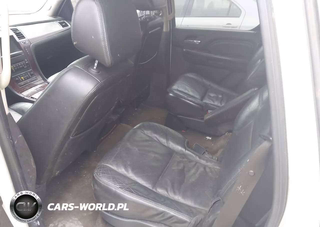 2007 Cadillac Escalade Standard VIN:1GYFK63887R123151 - 8