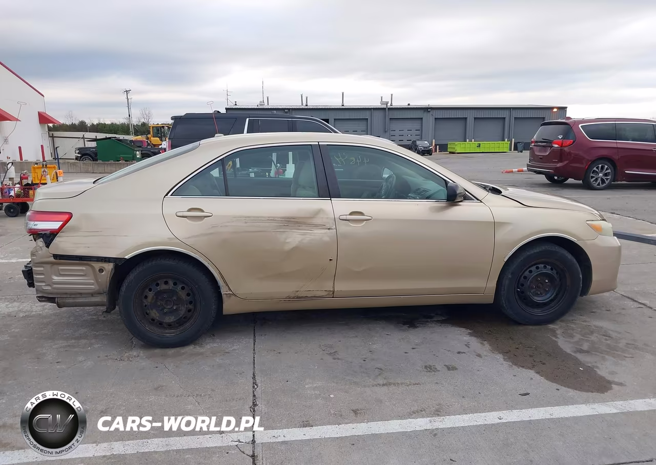 2011 Toyota Camry Le VIN:4T1BF3EKXBU175866 - 13