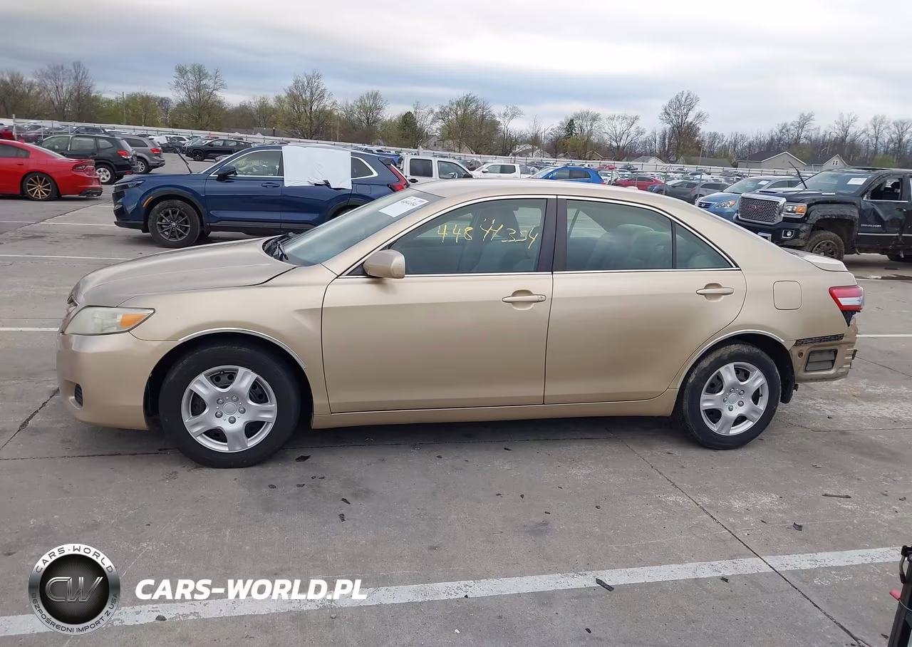 2011 Toyota Camry Le VIN:4T1BF3EKXBU175866 - 14