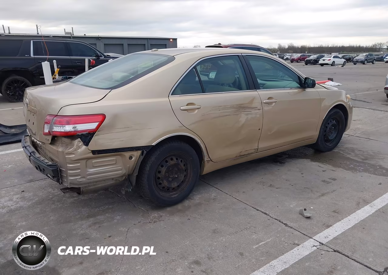2011 Toyota Camry Le VIN:4T1BF3EKXBU175866 - 4