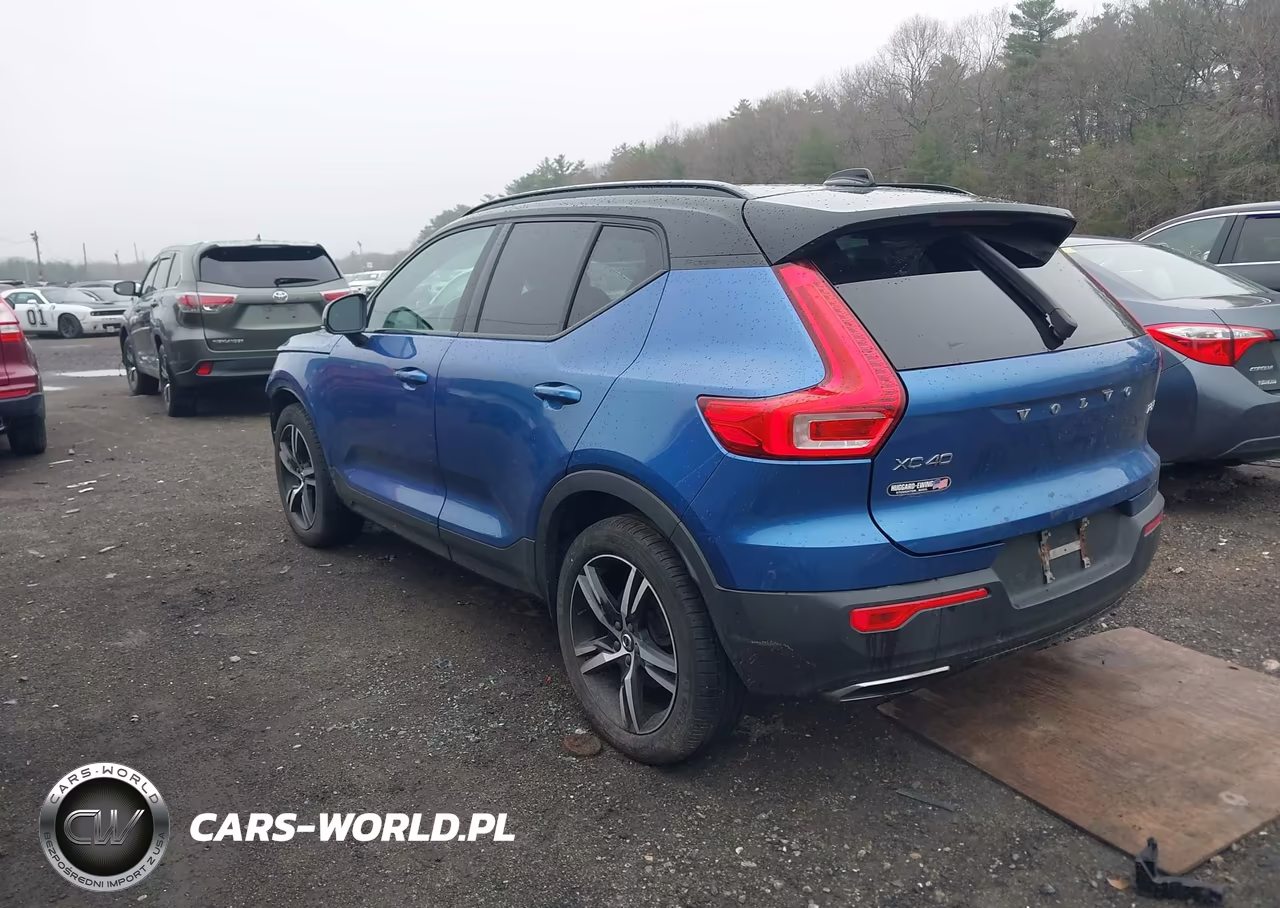 2019 Volvo Xc40 T5 Momentum-T5 R-Design VIN:YV4162XZ6K2005811 - 3