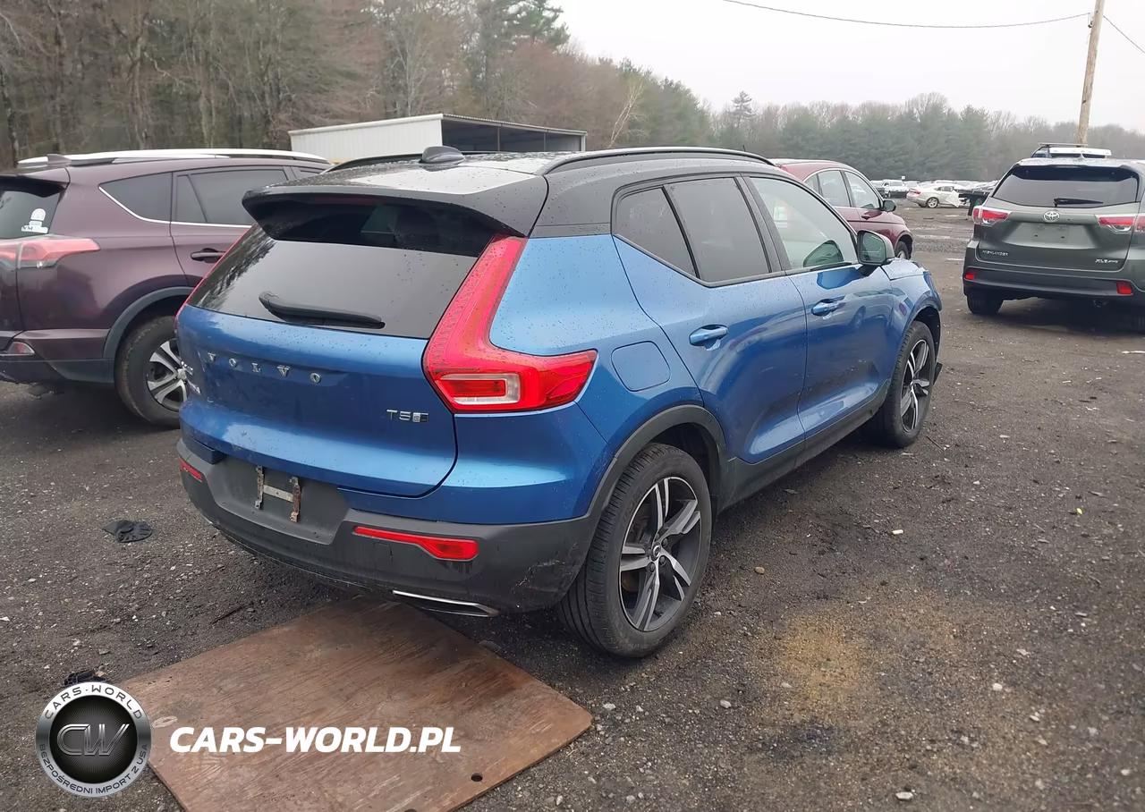2019 Volvo Xc40 T5 Momentum-T5 R-Design VIN:YV4162XZ6K2005811 - 4