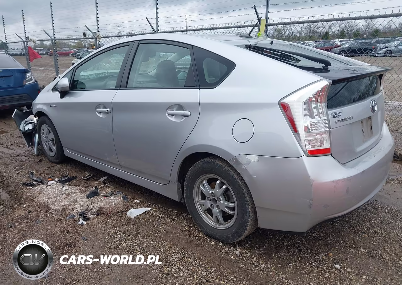2010 Toyota Prius Iv VIN:JTDKN3DU3A0013335 - 3